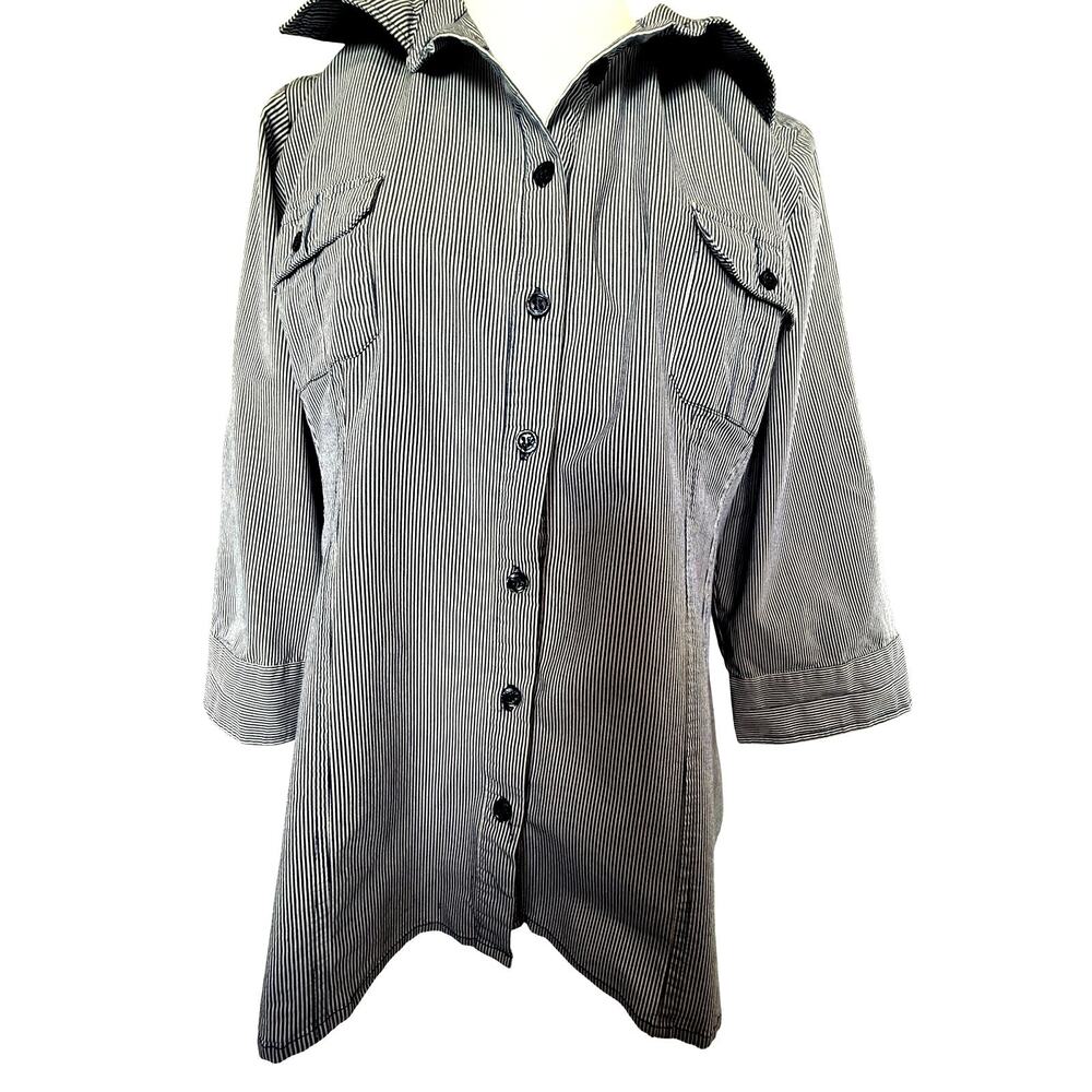 SKU3095 Apt. 9 Women's Size XL Blue  White Striped Button-Down 3/4 Sleeve Blouse